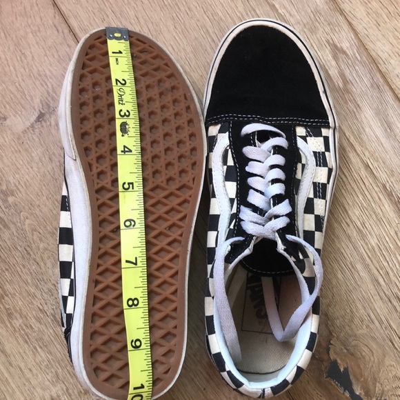 Vans - Picture 6 of 7